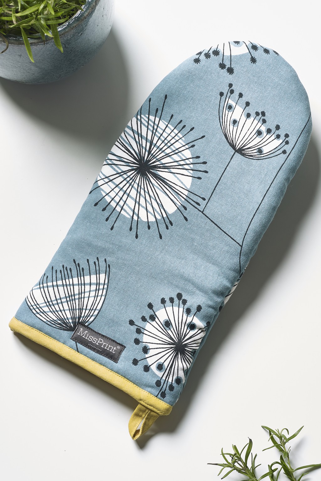 MPUR1014 Dandelion Single Oven Glove