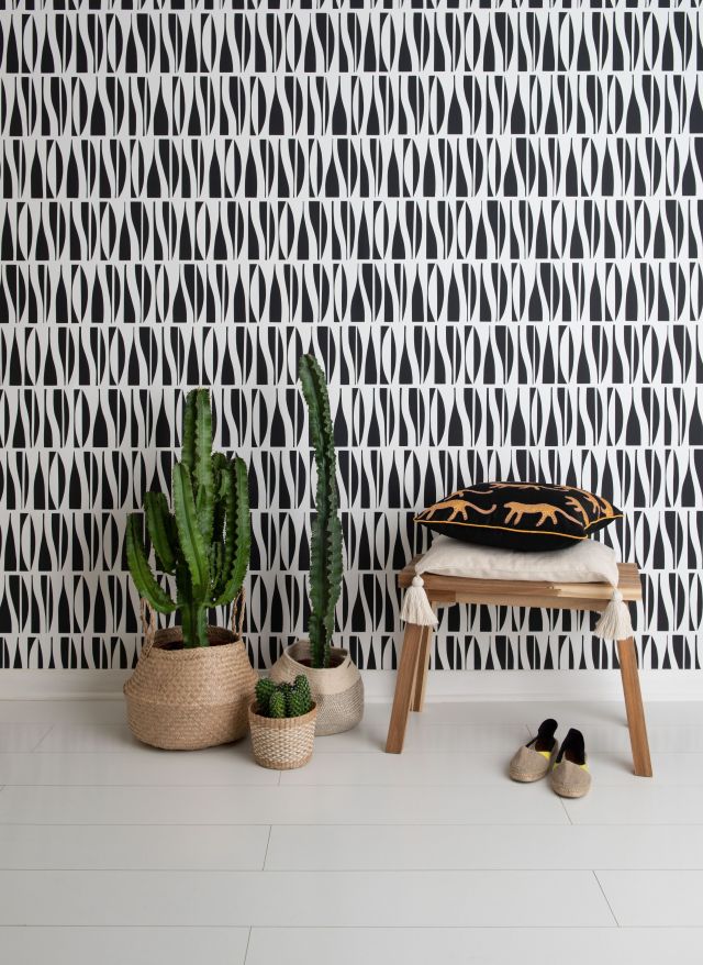 Stunning Living Room Wallpaper With Geometric Design image